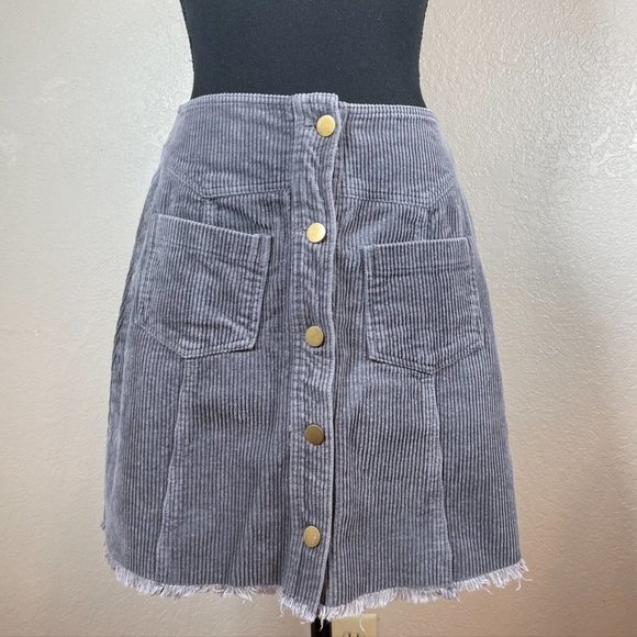 Mittoshop • Gray Corduroy Mini Skirt with Fringe Hem Line • Size: Small (NWOT) - Picture 2 of 9